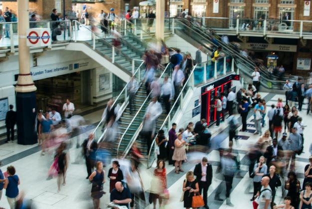 impact social : L'impact social d'une entreprise se mesure du point de vue des personnes impactées par les activités de l'entreprise
